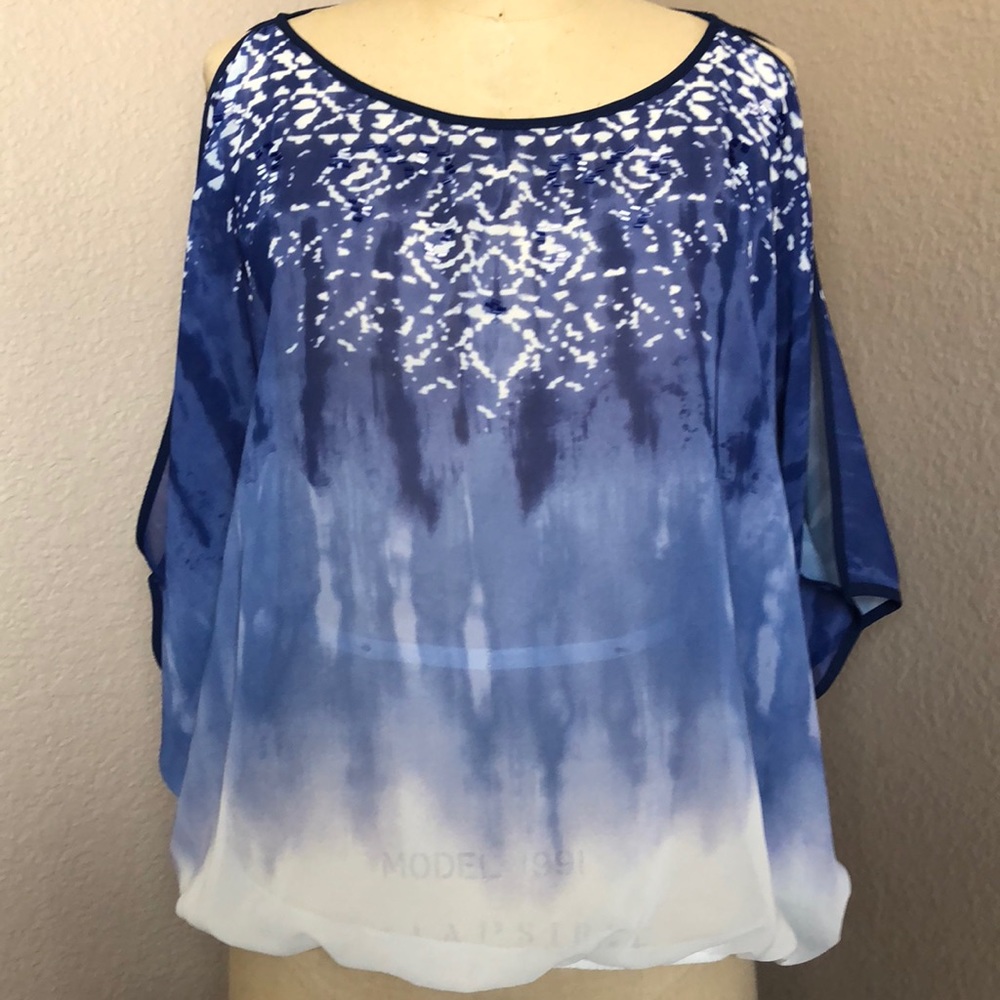 Tops - Picture 2 of 8